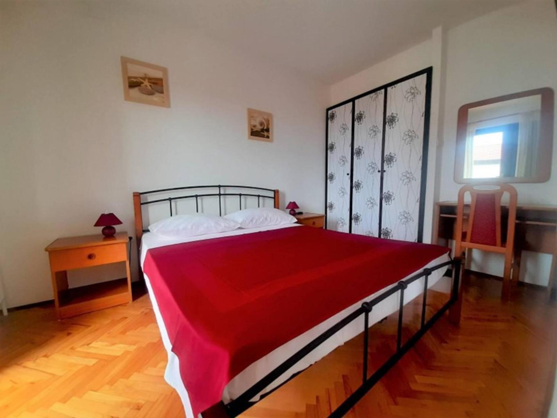 Guest House Helena Close To Beach Krk Town Exterior foto